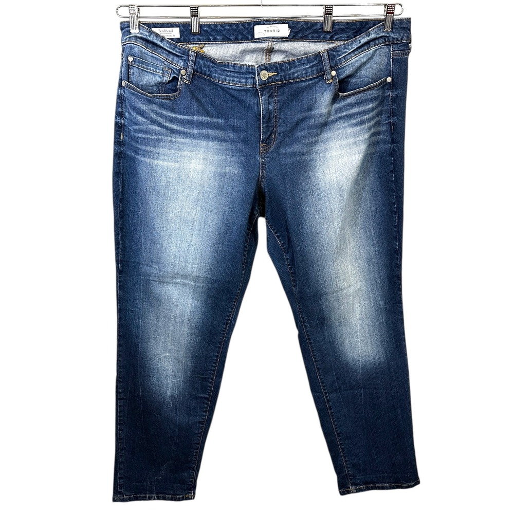 Torrid Plus Size 26 Jeans Boyfriend Blue Denim Relaxed High‎ Rise Stretch 1547